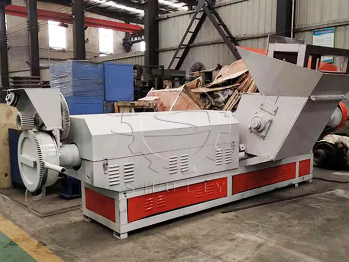 EPE foam recycling and pelletizer