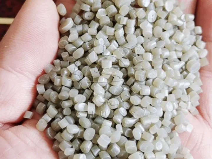 pellets en plastique