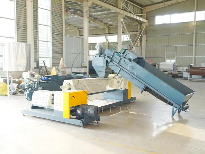 waste plastic granulator