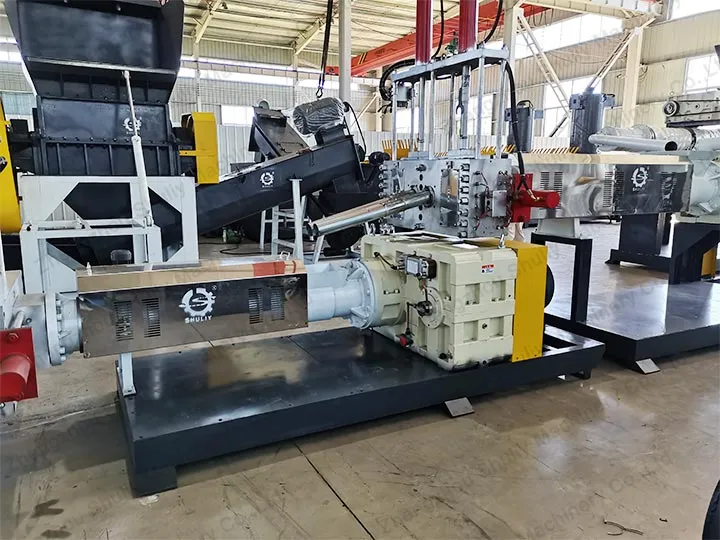 waste plastic extrusion machine