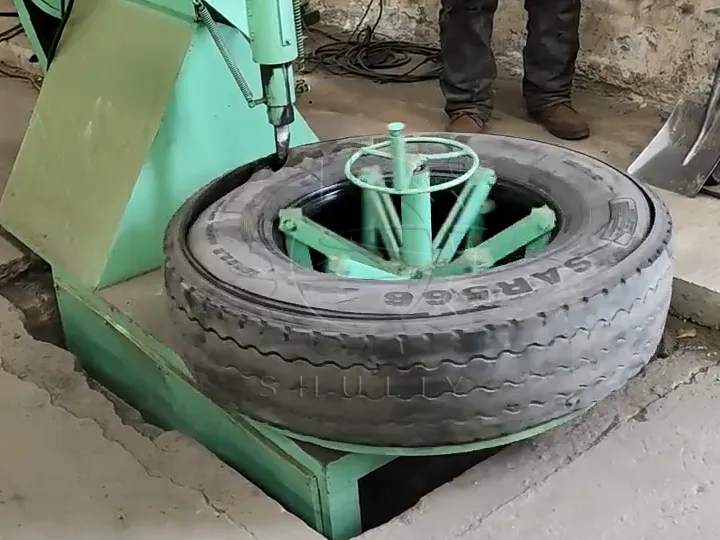put the whole tire on the platform