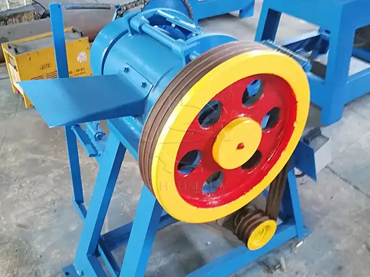 tyre block cutting machine